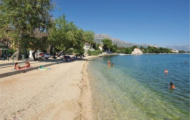 Spacious Apartment Close To The Sea In Kastel Luksic Kaštela Esterno foto