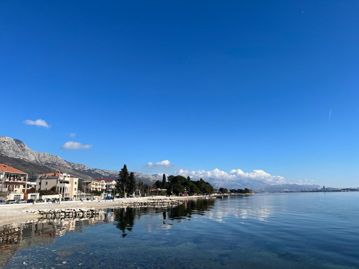 Spacious Apartment Close To The Sea In Kastel Luksic Kaštela Esterno foto